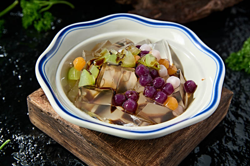 川渝美食糖水鲜果芋圆手搓冰粉图片