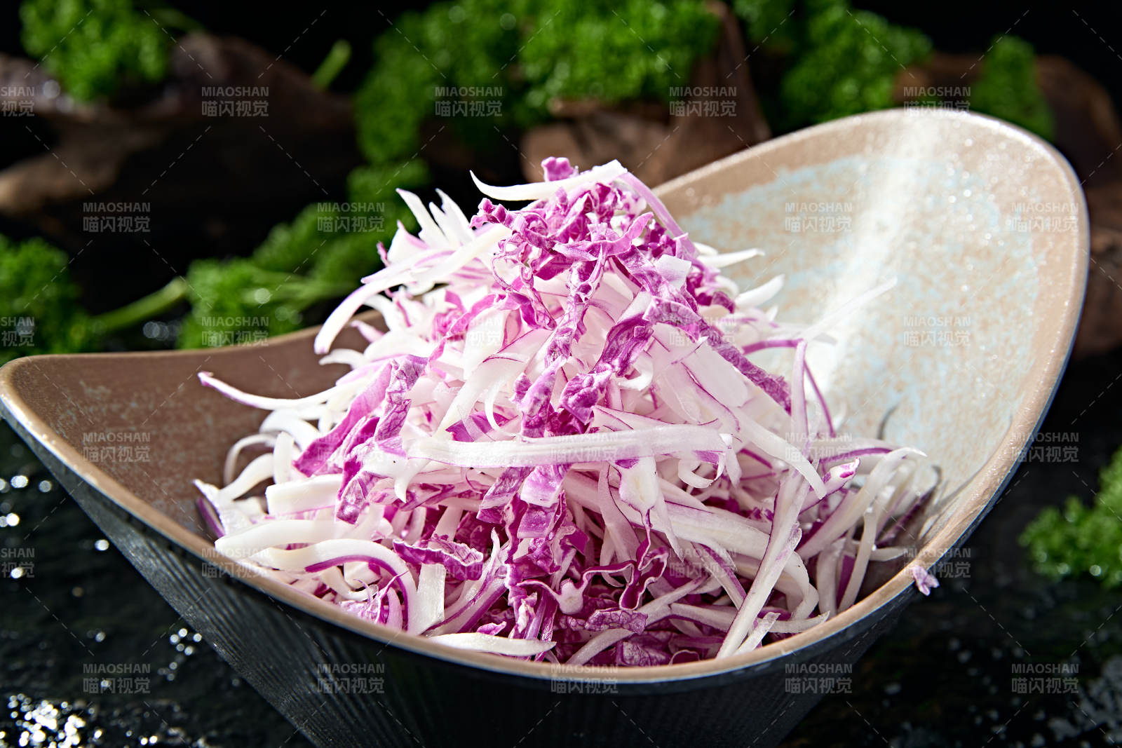 精美凉菜美味凉拌紫白菜丝图片