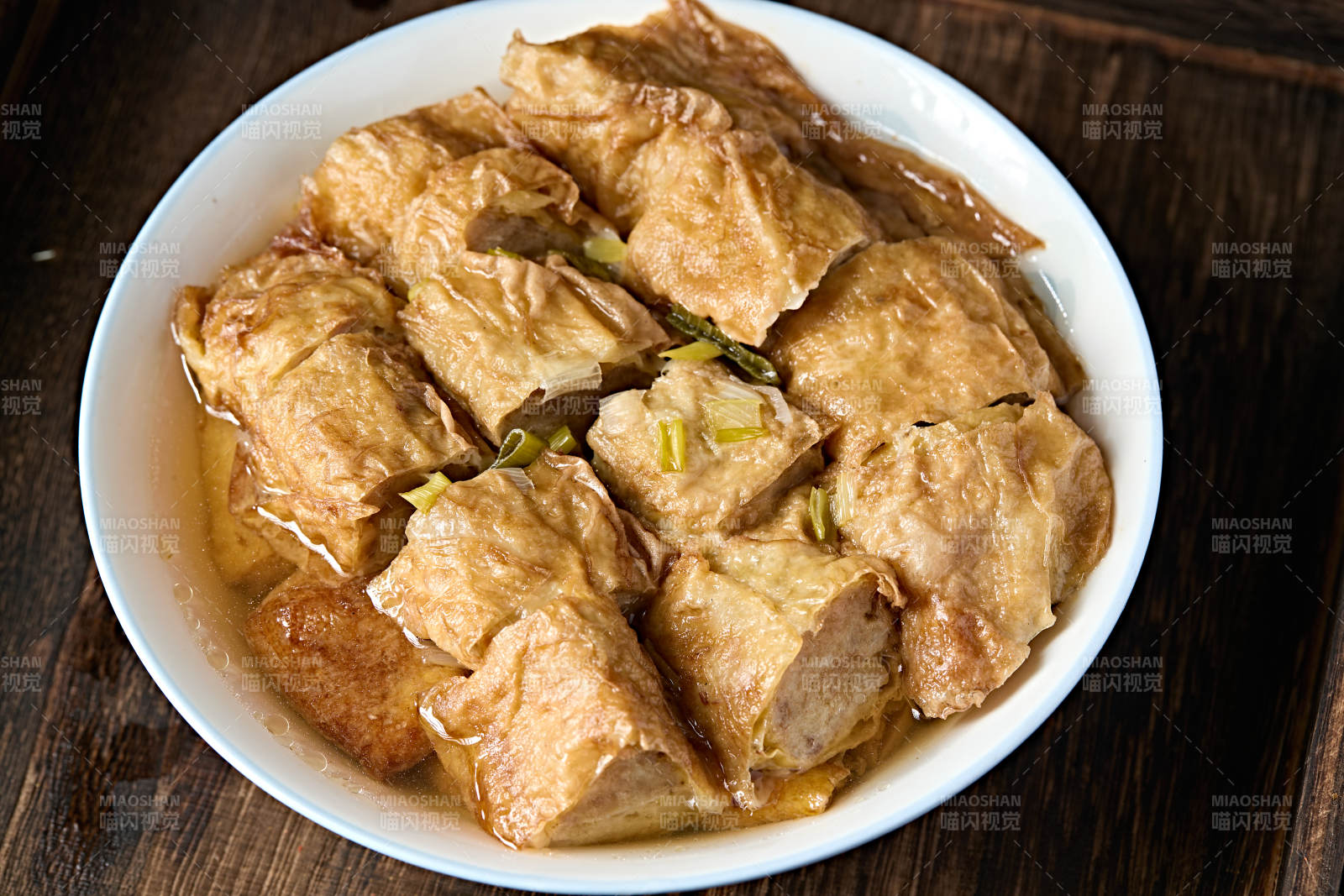 地方特色美食蔚县八大碗菜蒸炸虎皮丸子图片