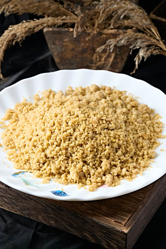 张家口农家美食炒莜面傀儡图片