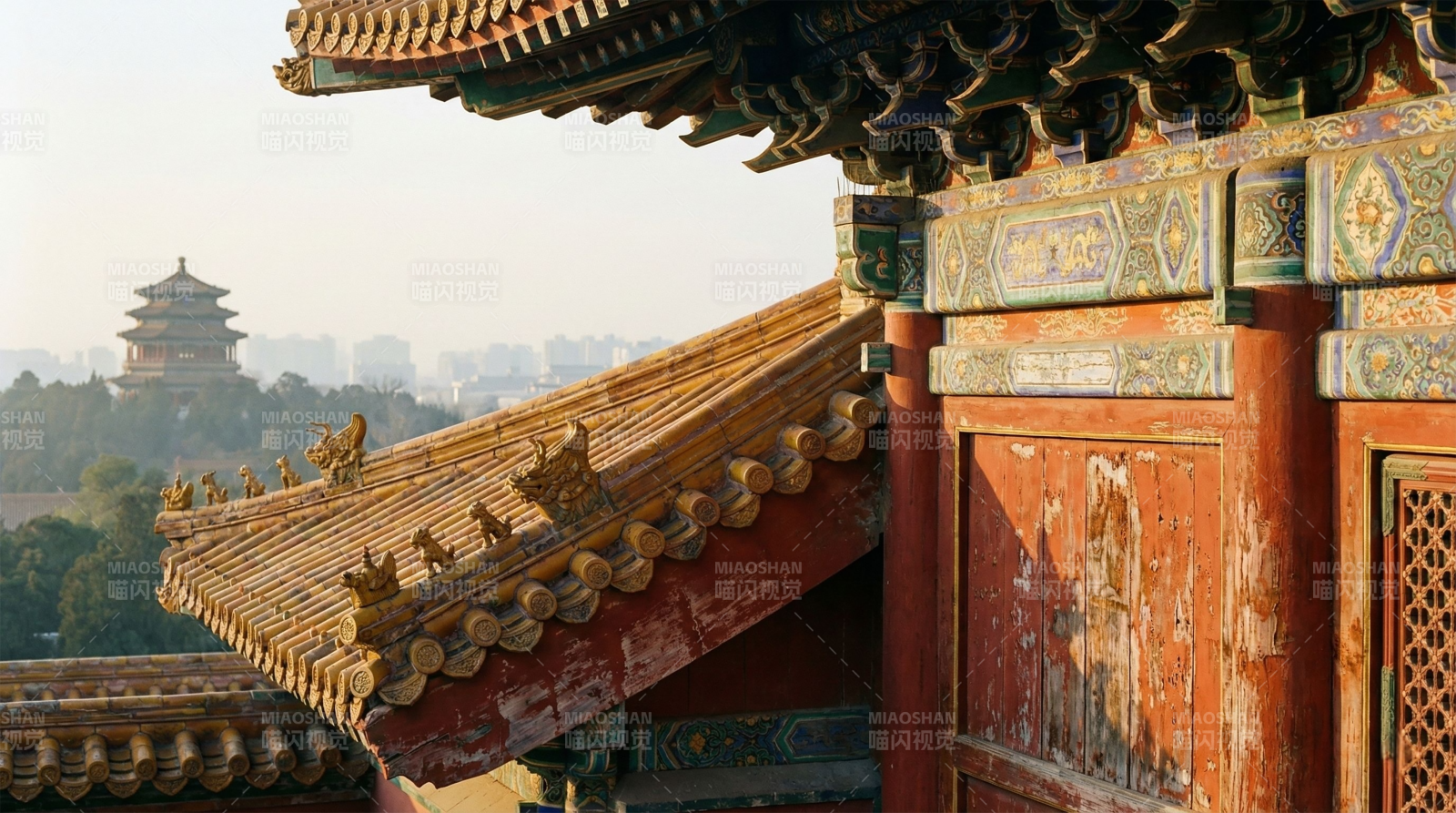 故宫飞檐掠影图片
