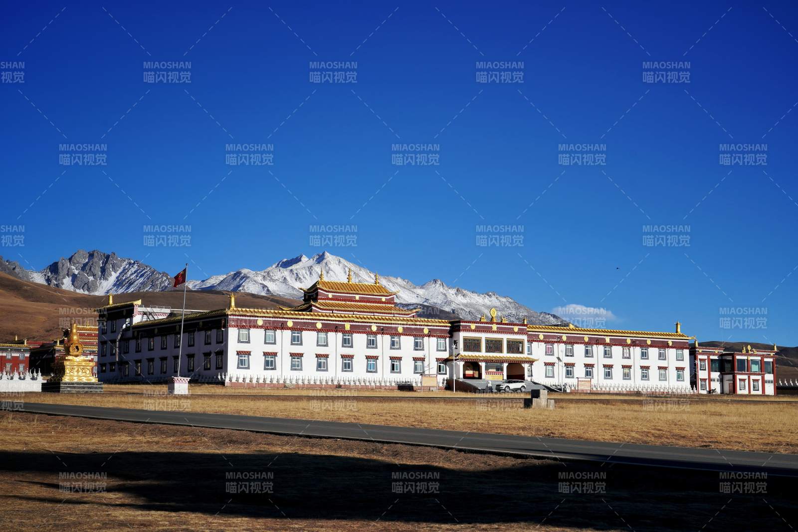 川西木雅大寺图片