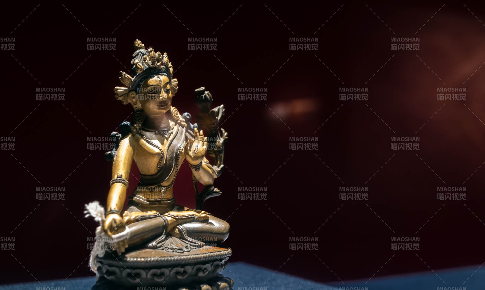 铜白度母像（清代）图片