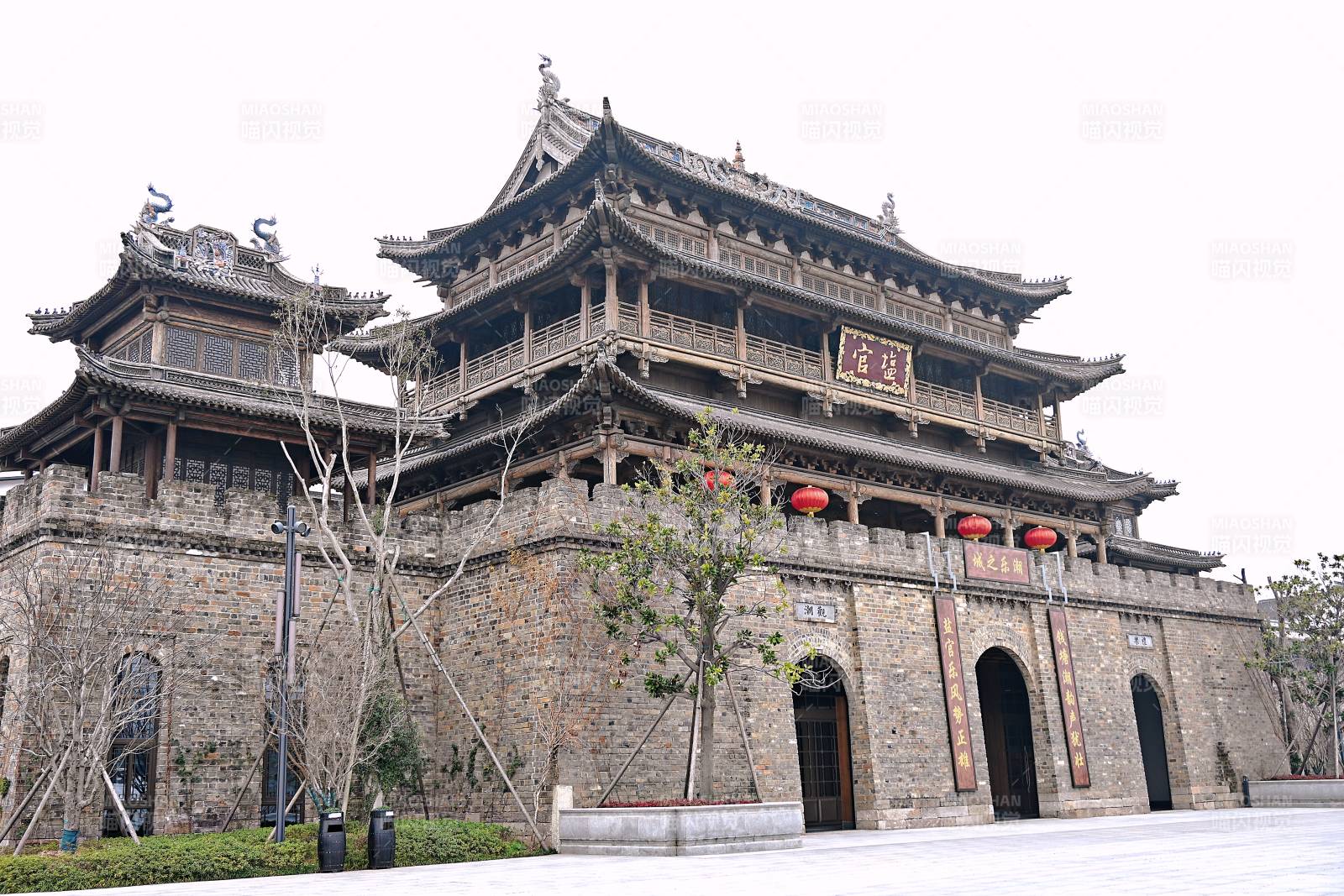 浙江盐官古镇城门关口图片