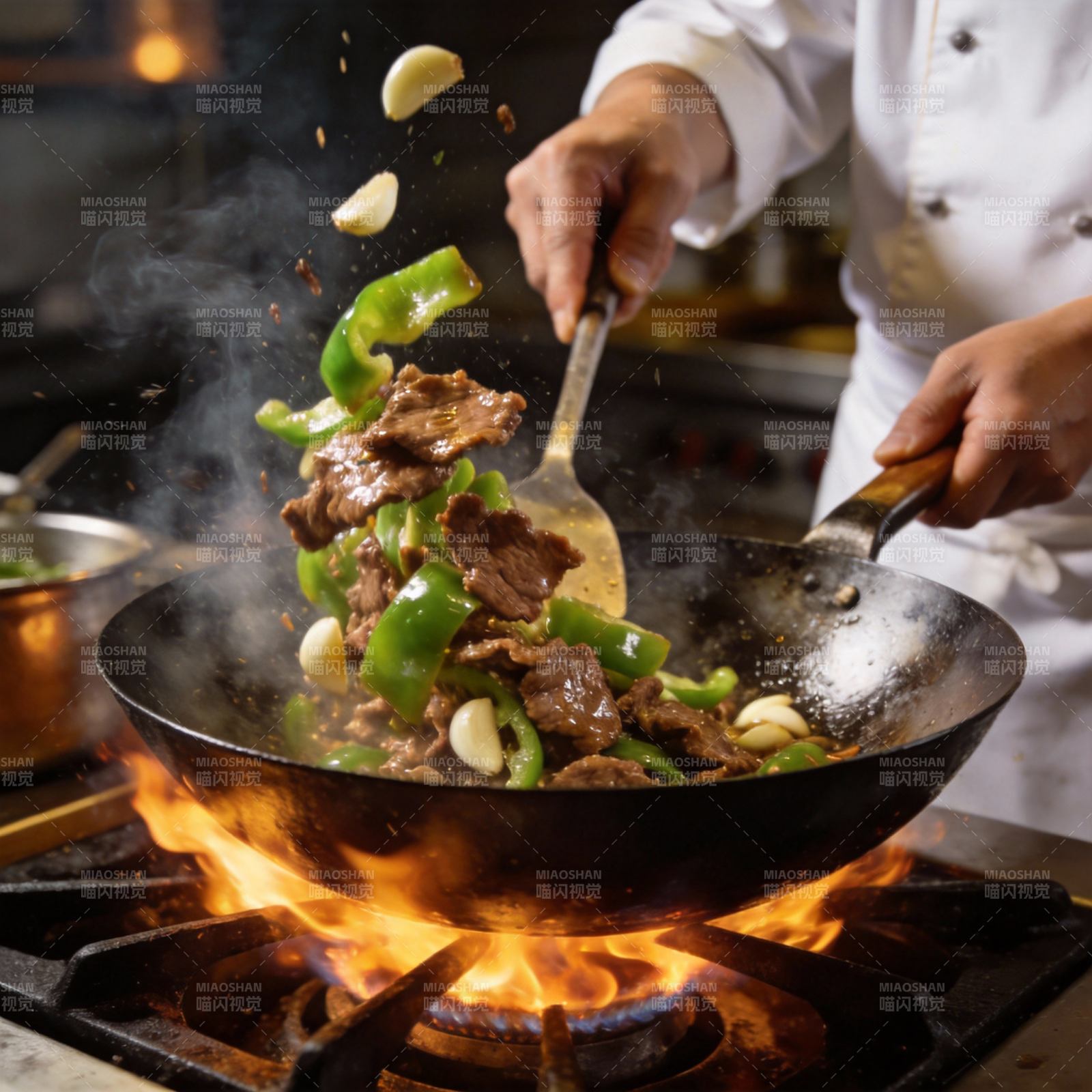 铁板牛柳炒青椒图片