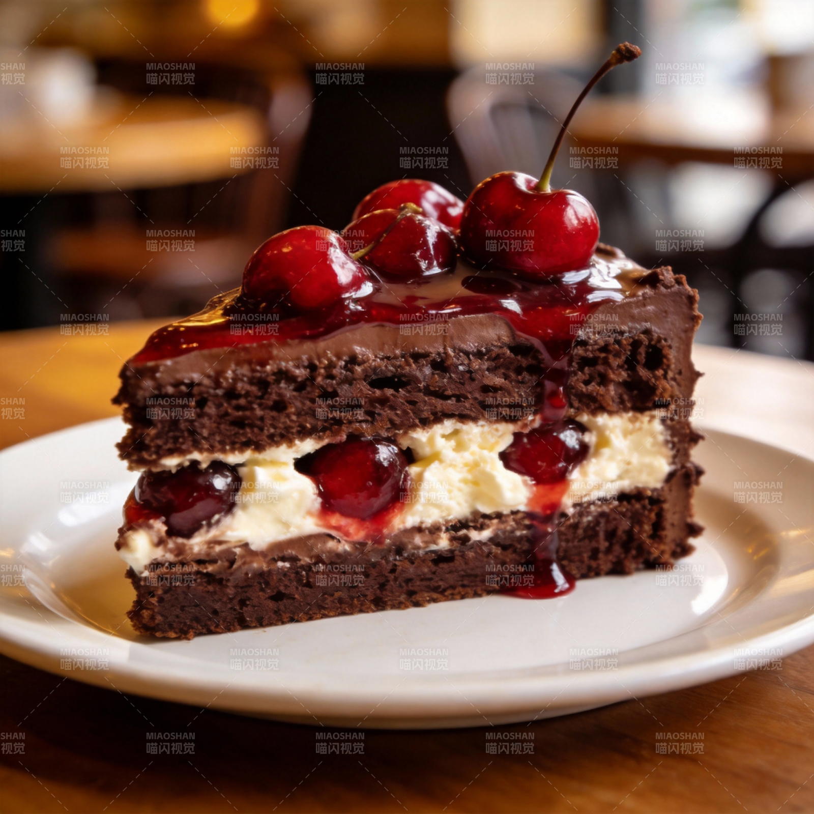巧克力樱桃蛋糕图片