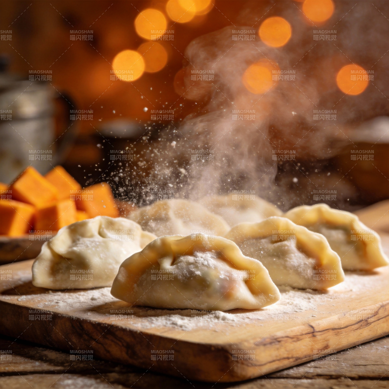 热腾腾的饺子图片