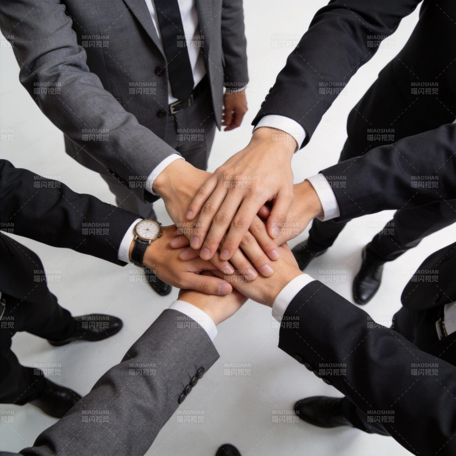 团结协作 共筑成功图片