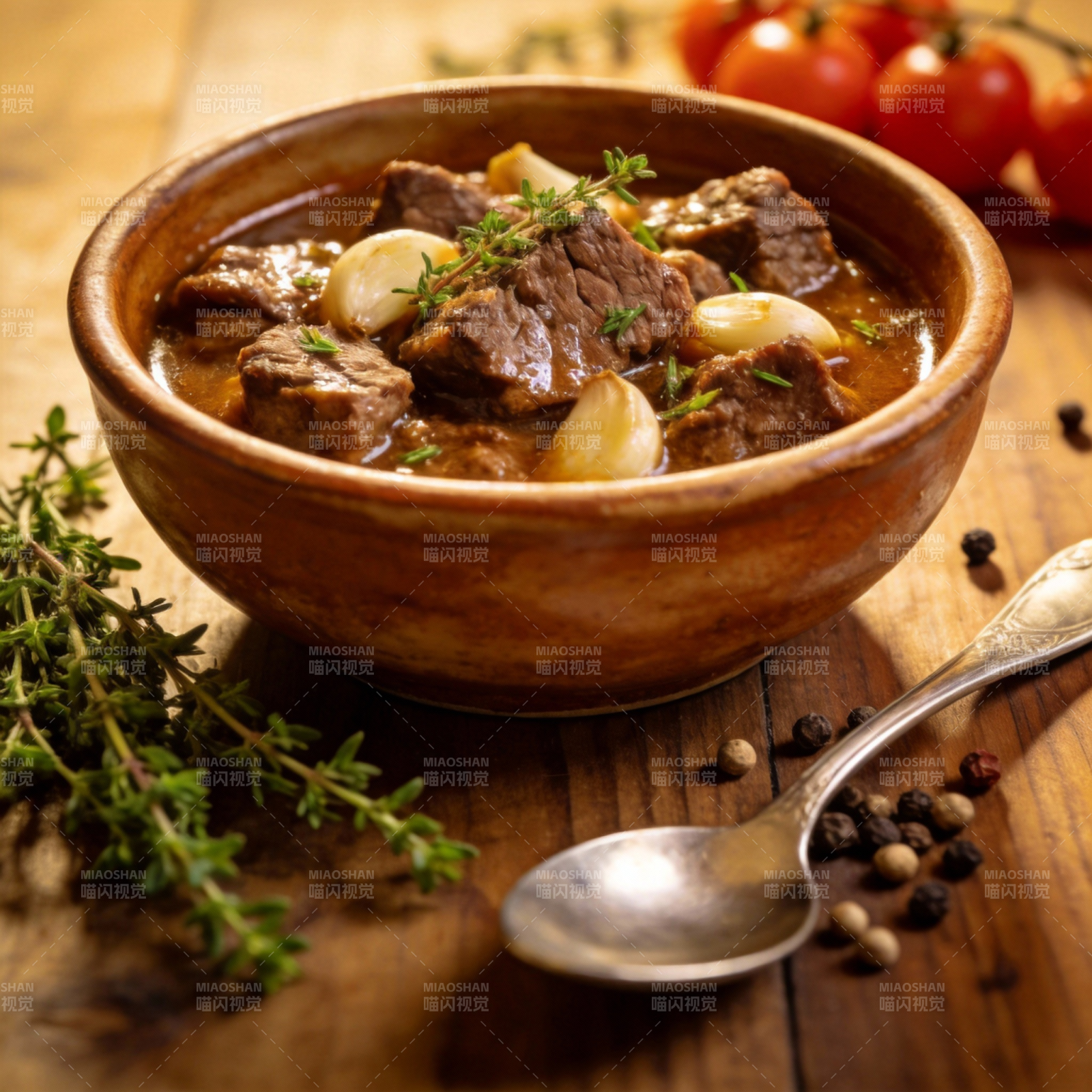牛肉炖菜香浓诱人图片