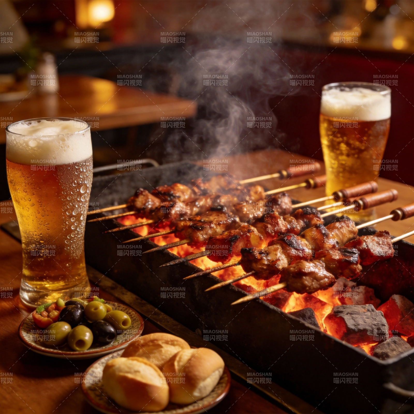 烤肉配啤酒 美味盛宴图片