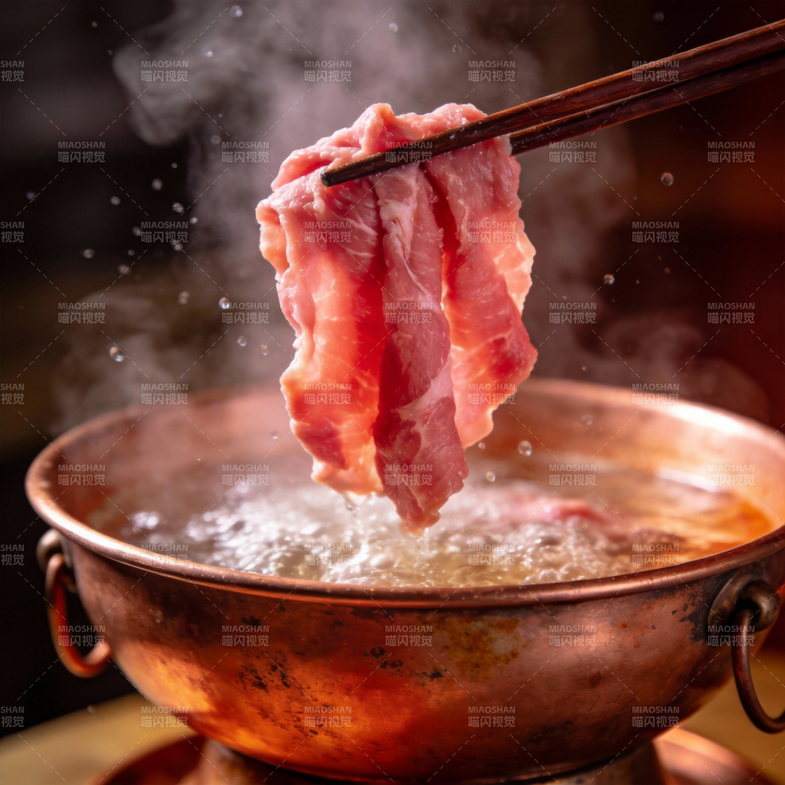 热锅涮肉 香气四溢图片