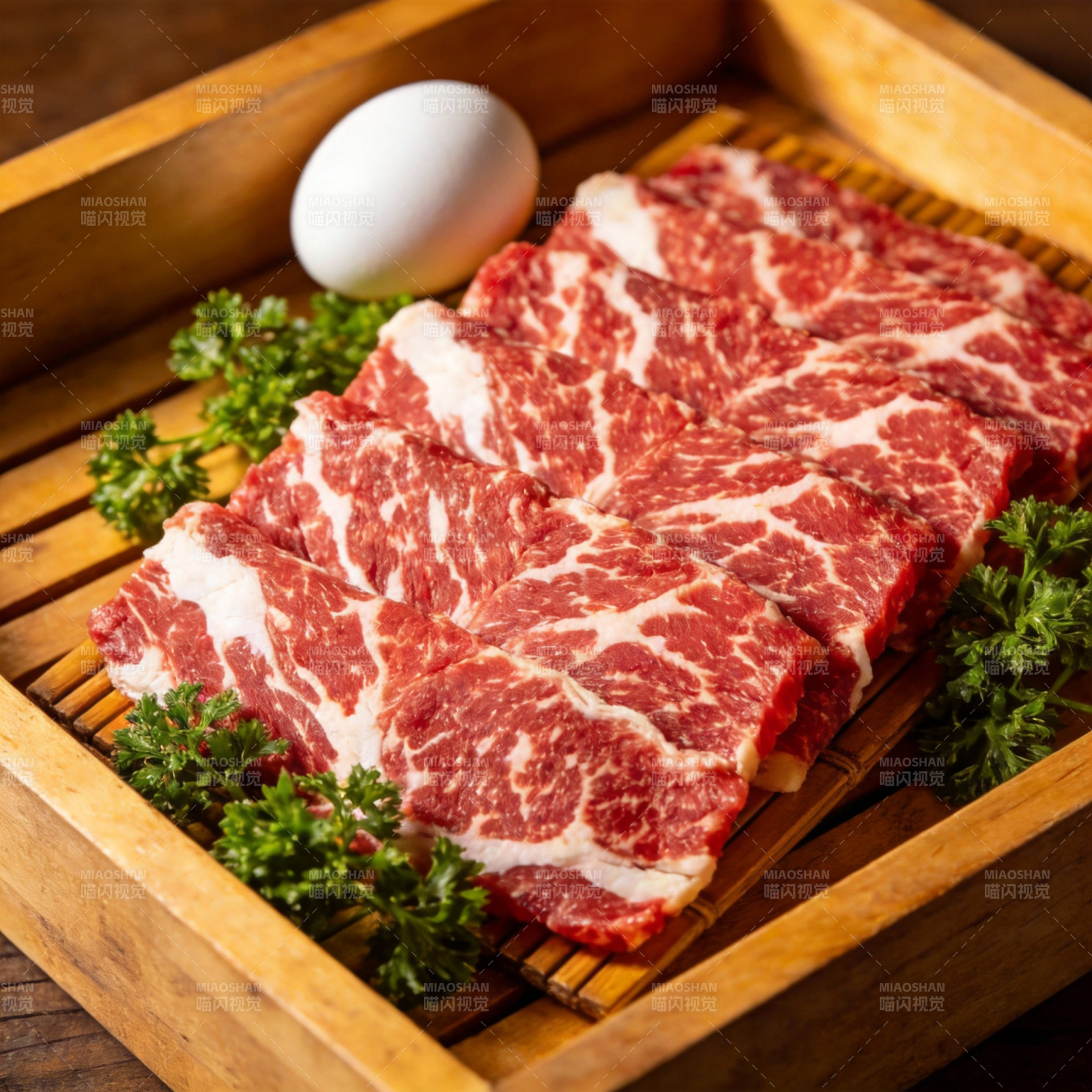 雪花牛肉配蛋图片