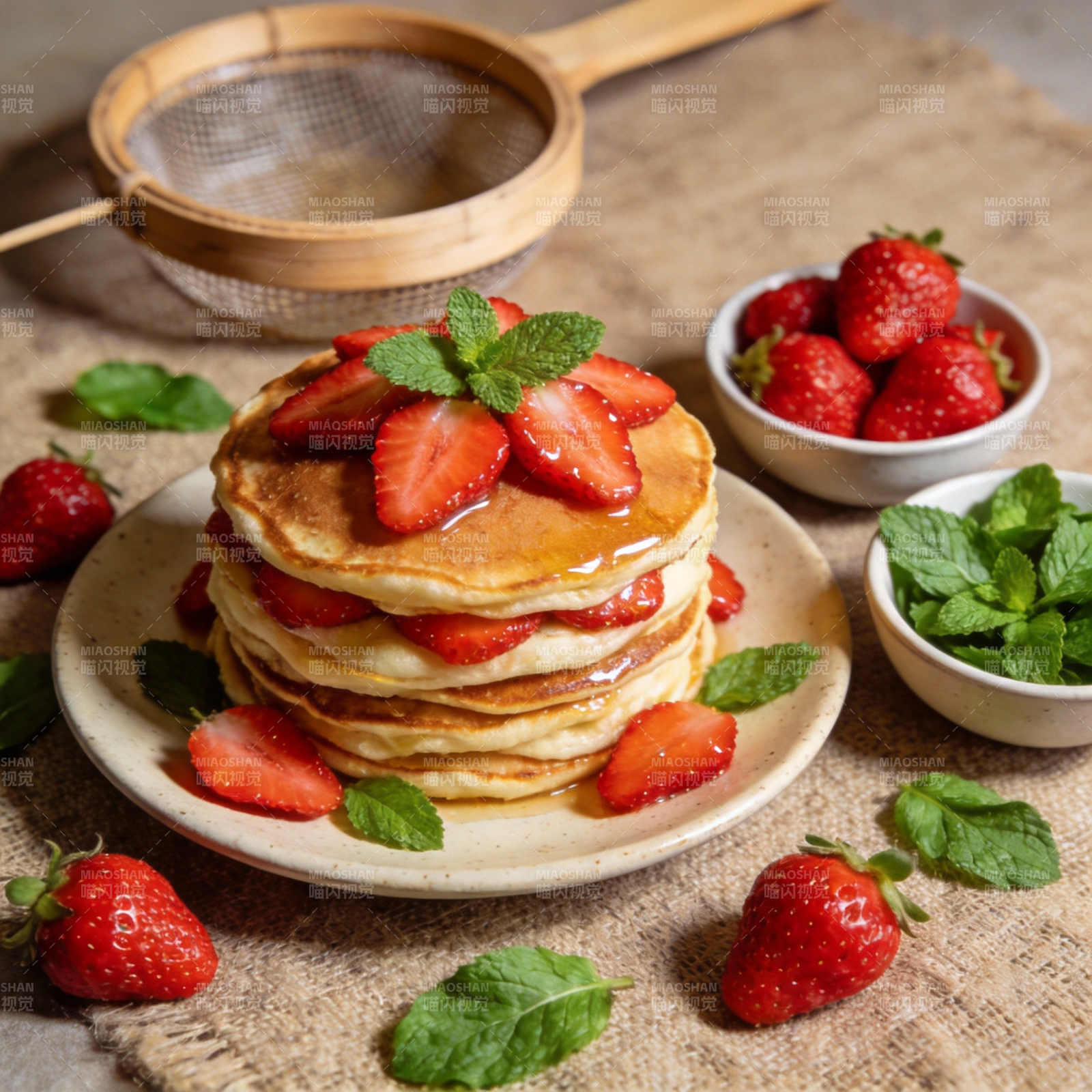 草莓薄饼配薄荷图片