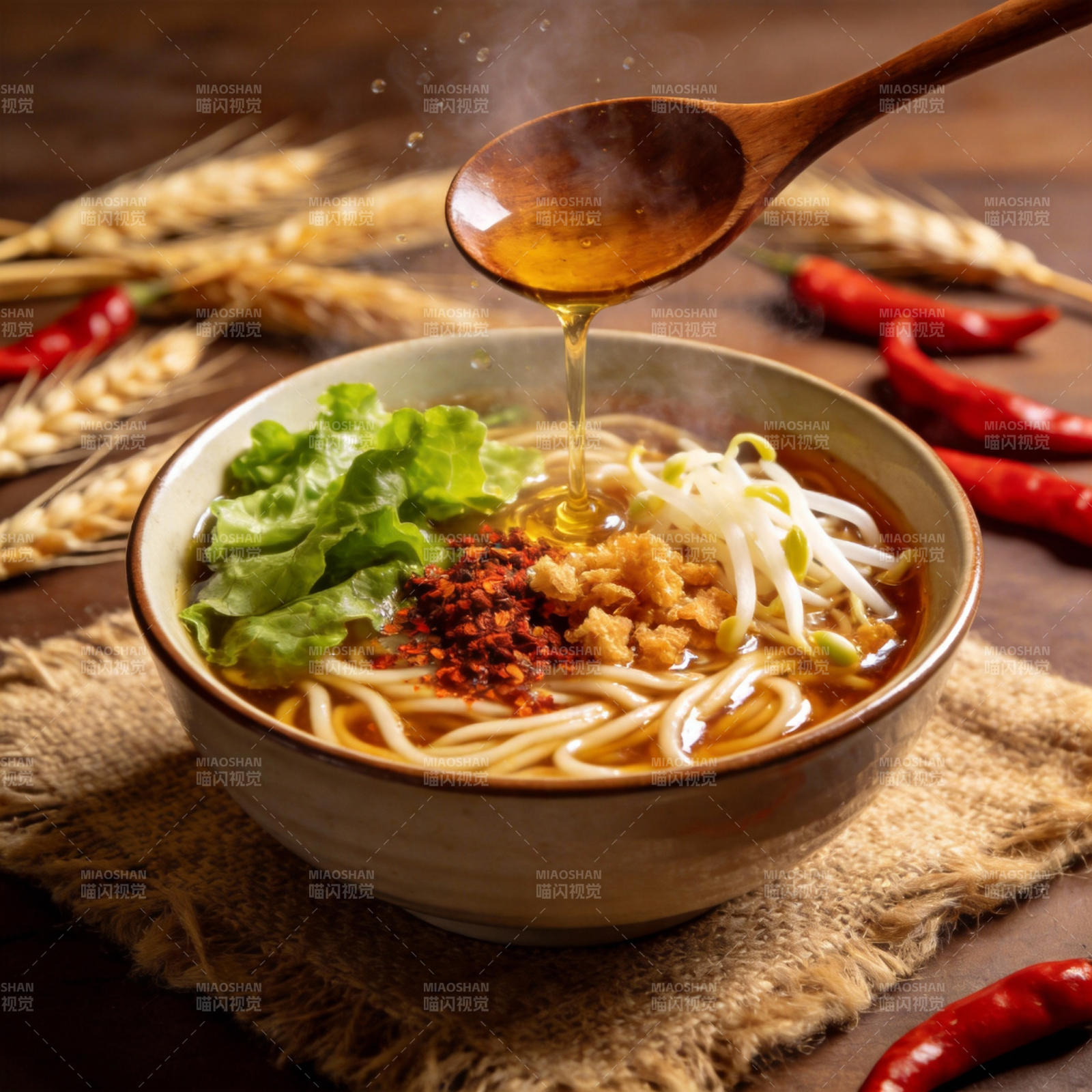 热汤面飘香图片