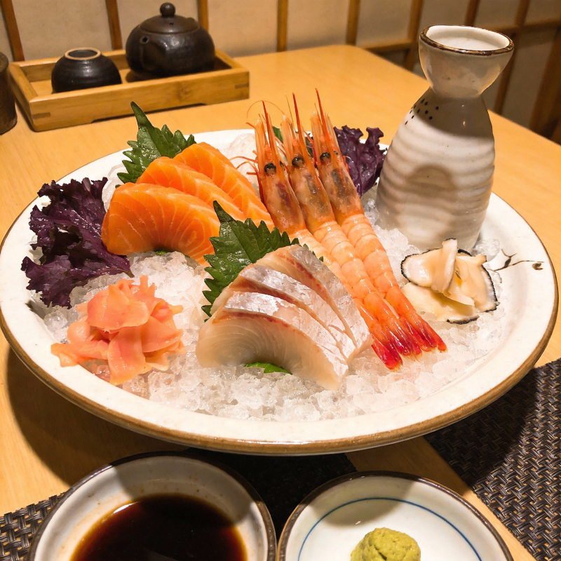 精致刺身拼盘图片