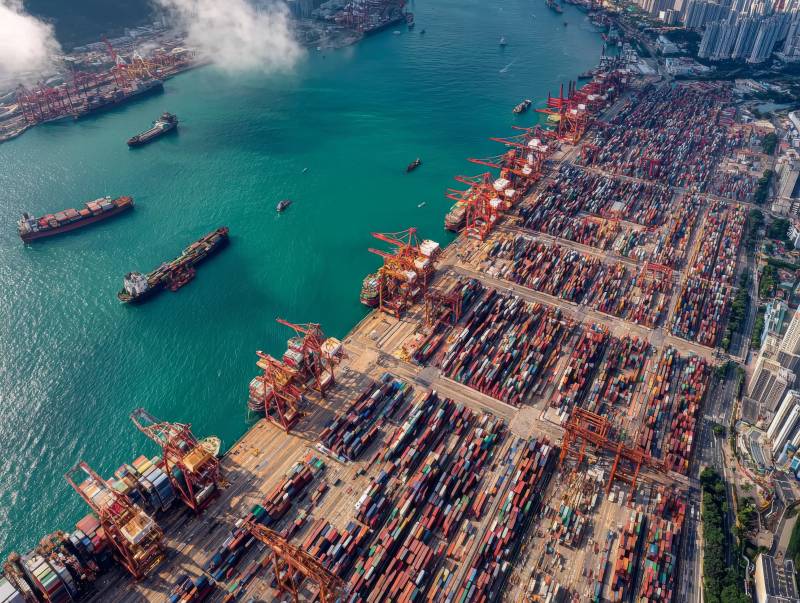 繁忙港口航拍图图片