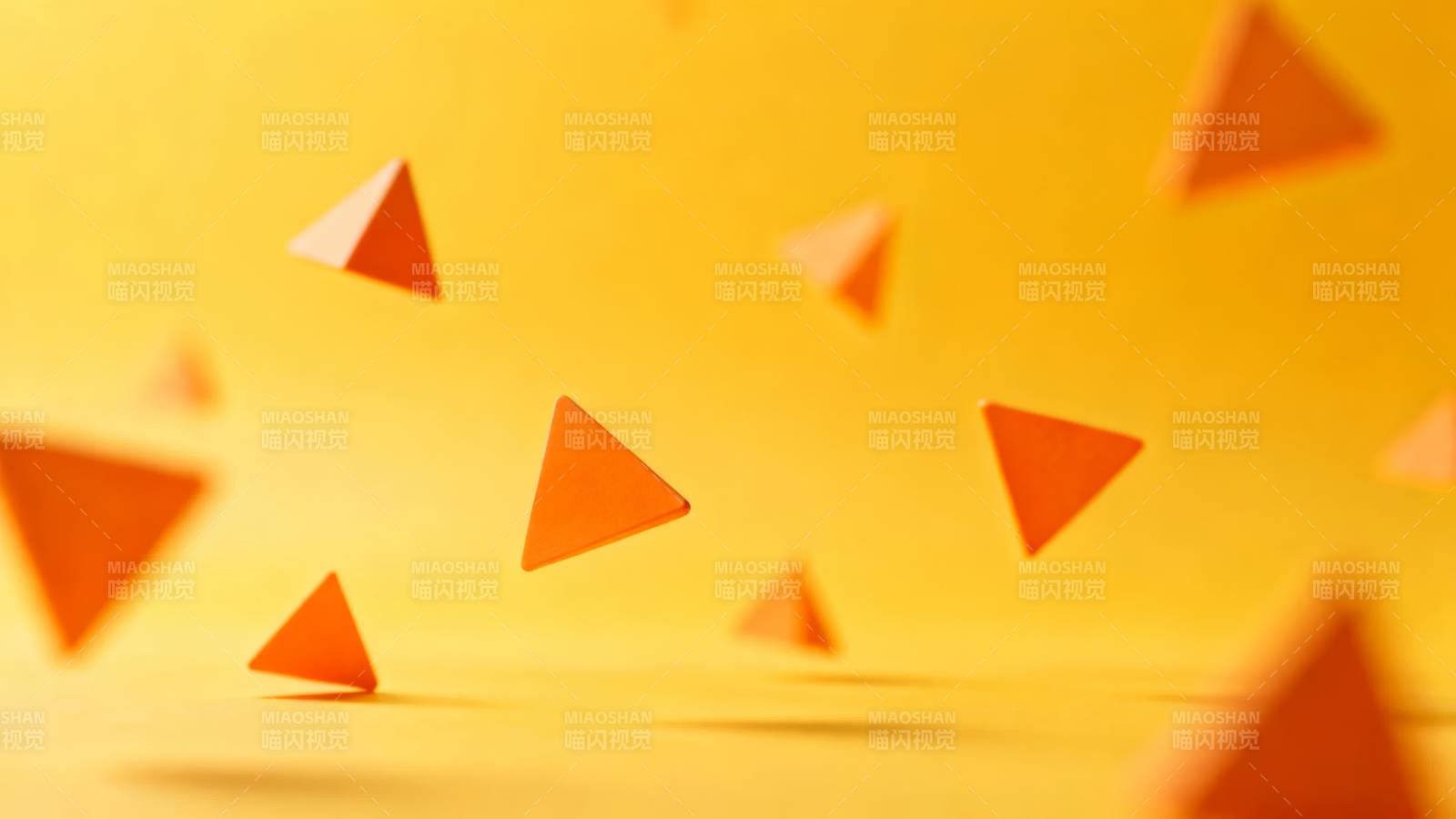 橙色三角飘浮背景图片