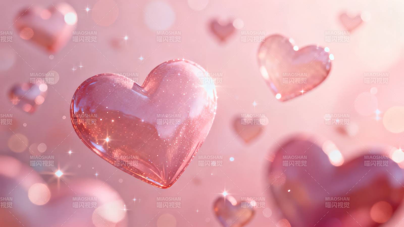 晶莹爱心飘浮图片