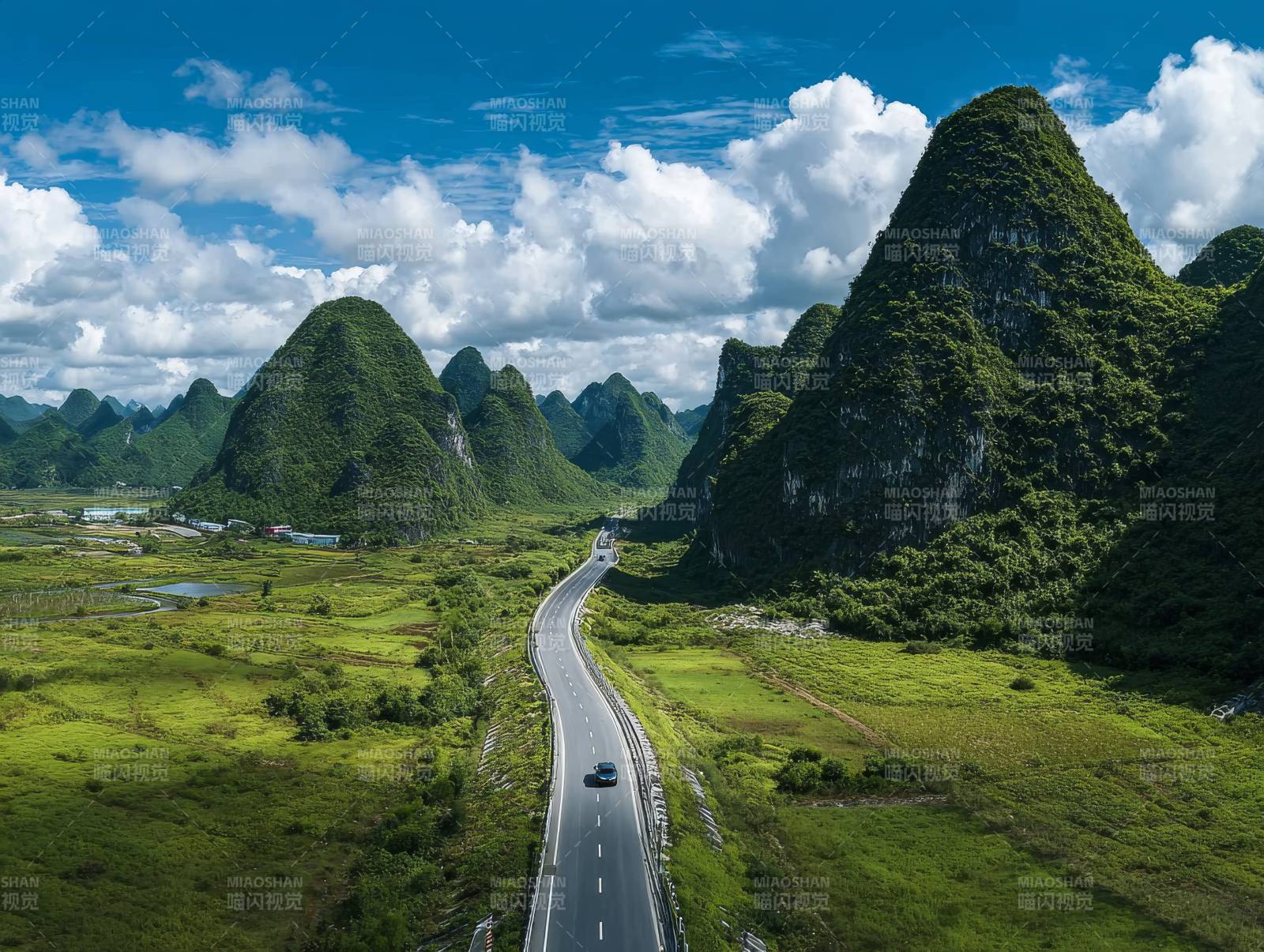 喀斯特公路风光图片