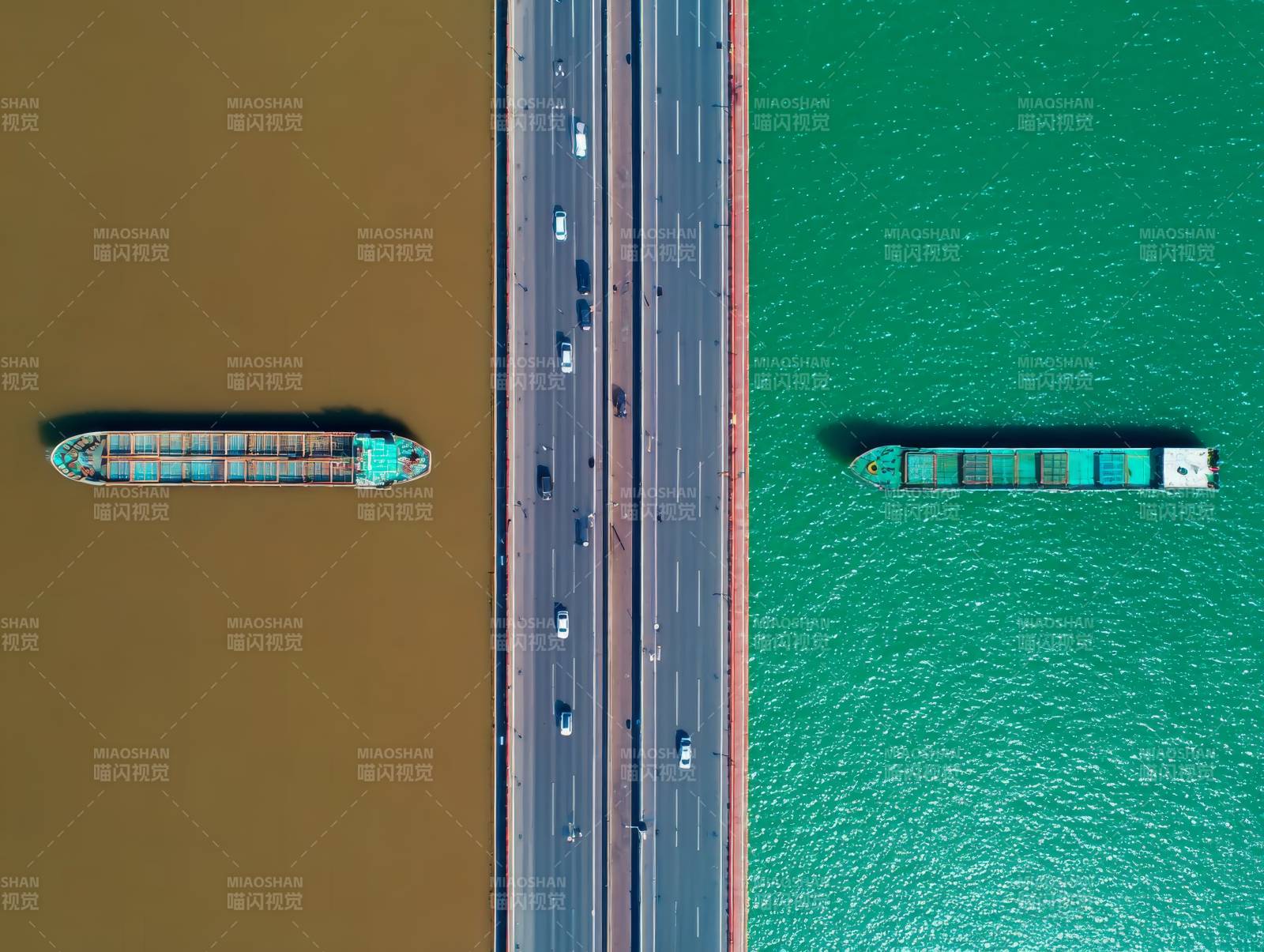 桥海双船行图片