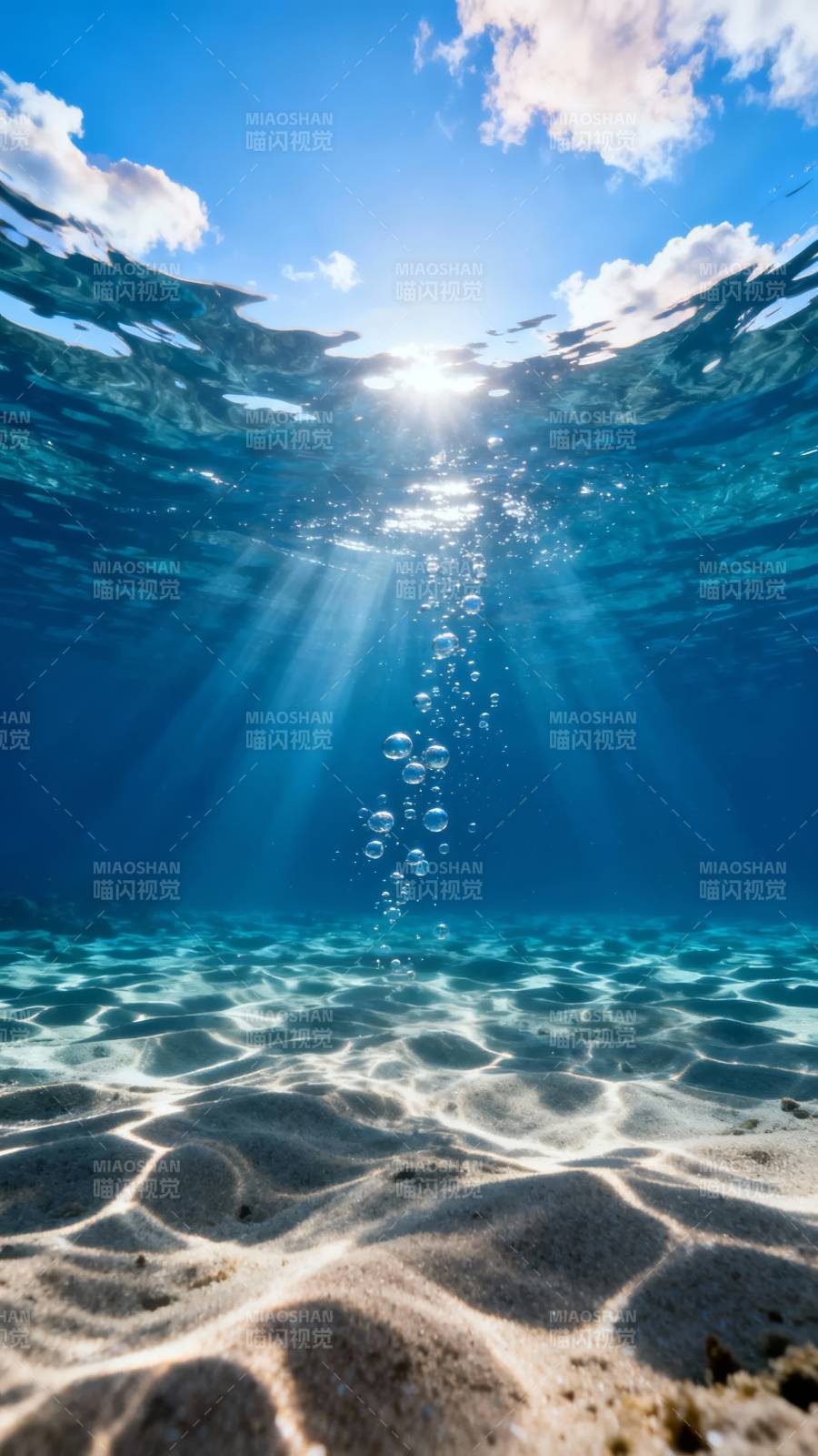 海底阳光穿透图片