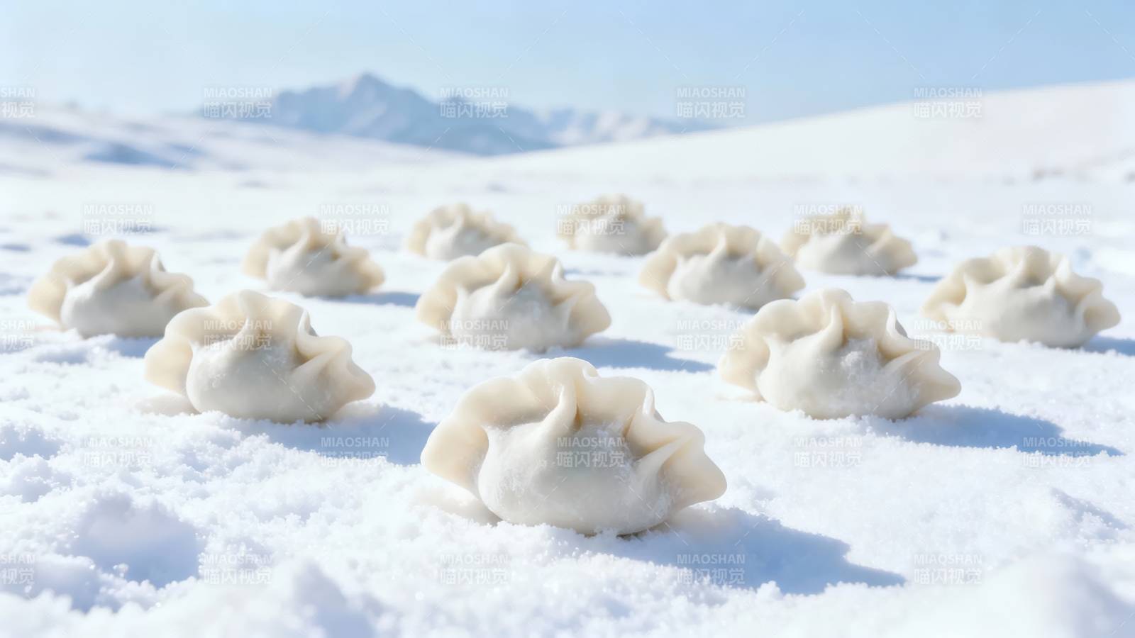 雪地里的饺子图片