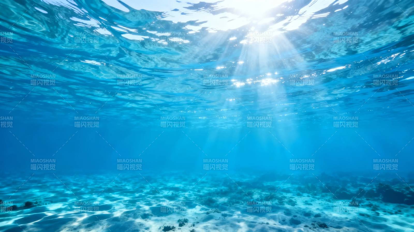 海底阳光穿透图片