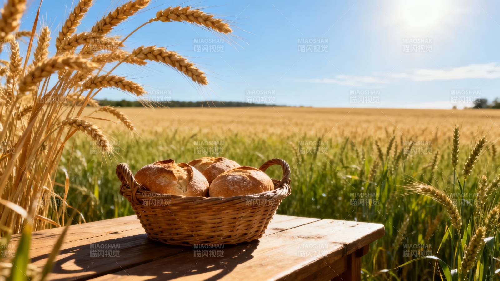 麦田里的面包篮图片