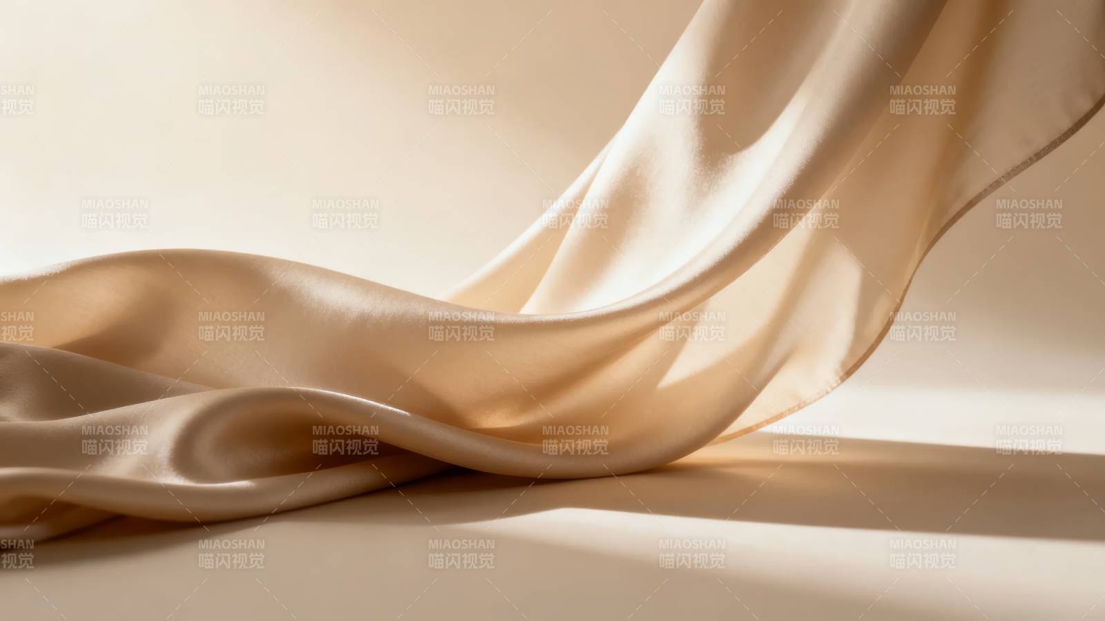 柔光丝缎飘逸图片