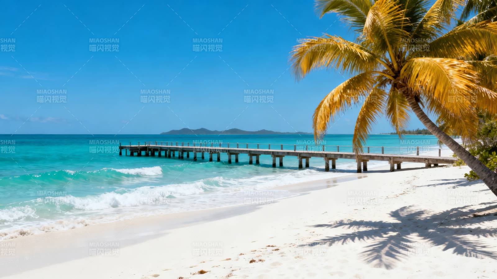 热带海滩风光图片