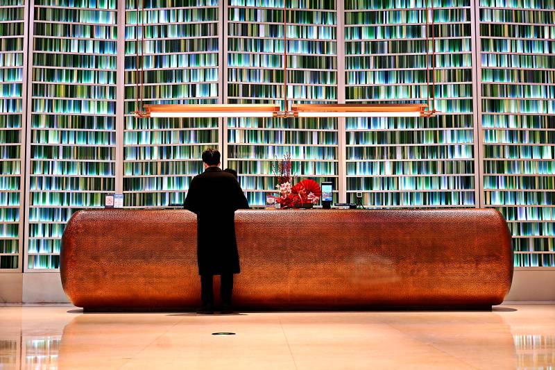 现代图书馆前台图片