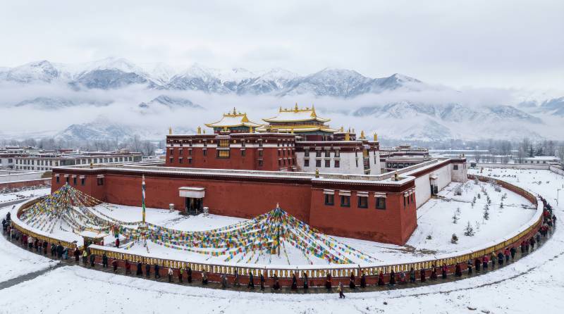 雪域圣殿风光图片