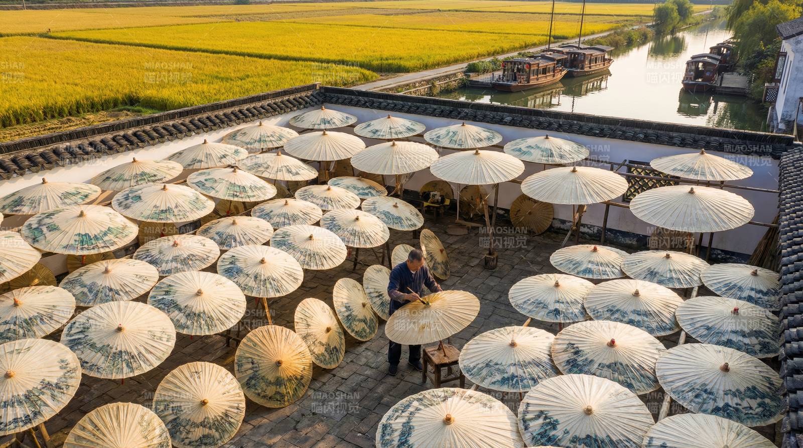 油纸伞晒场图片