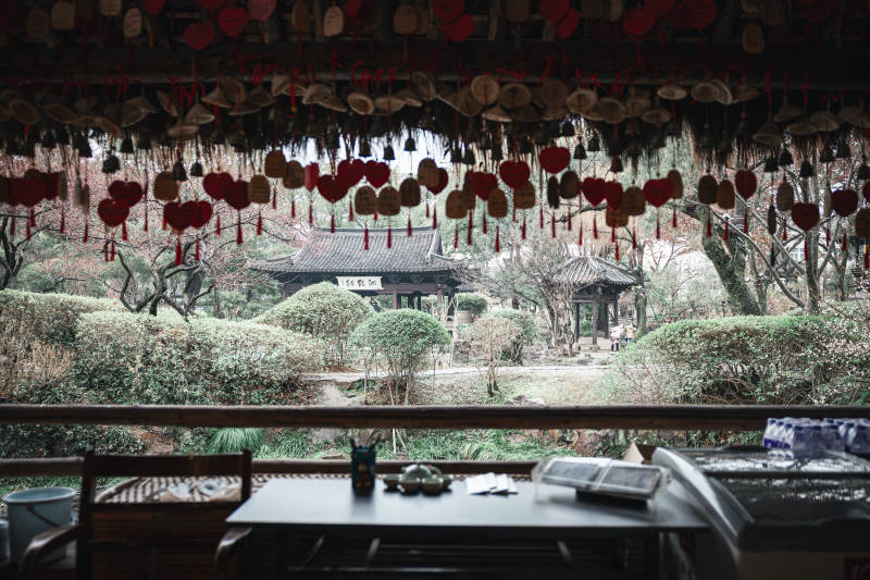 庭院挂饰静谧景图片