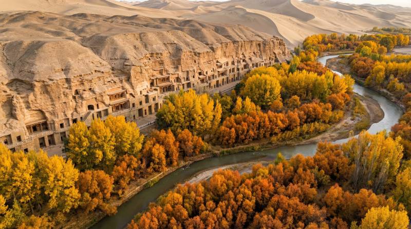 秋日峡谷风光图片