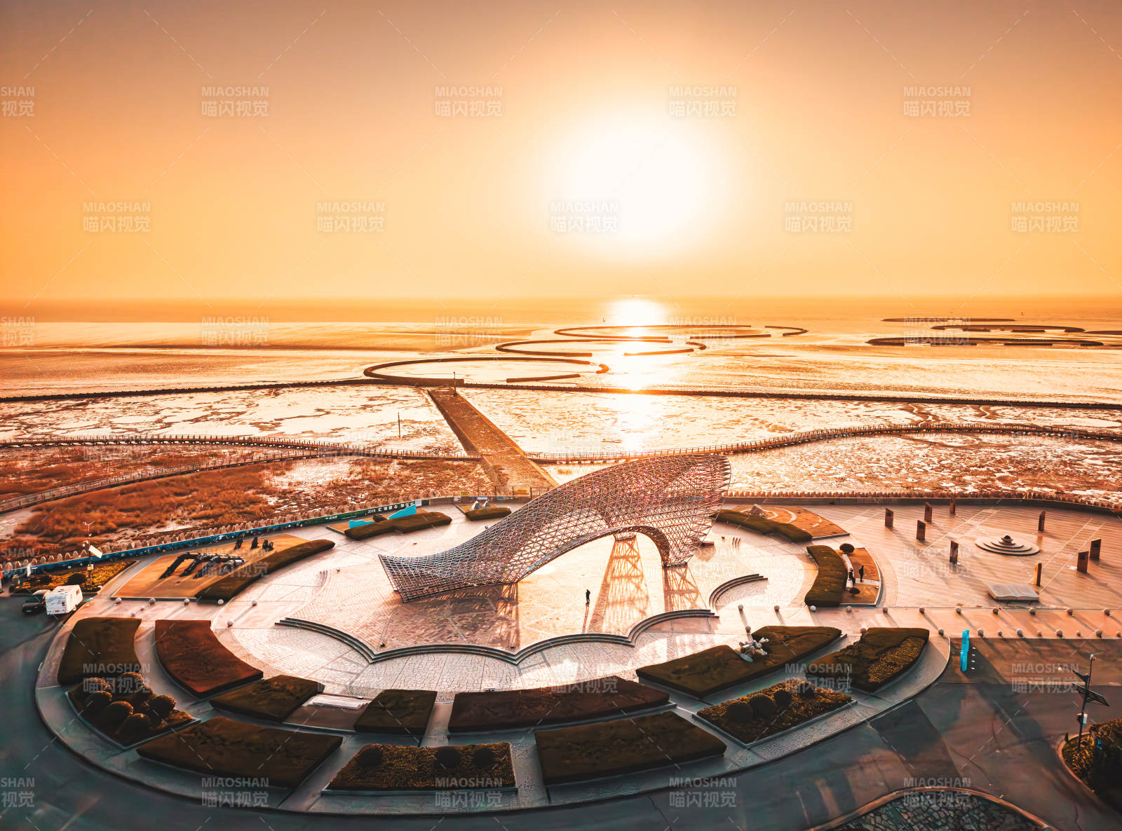 日落海滨雕塑园图片