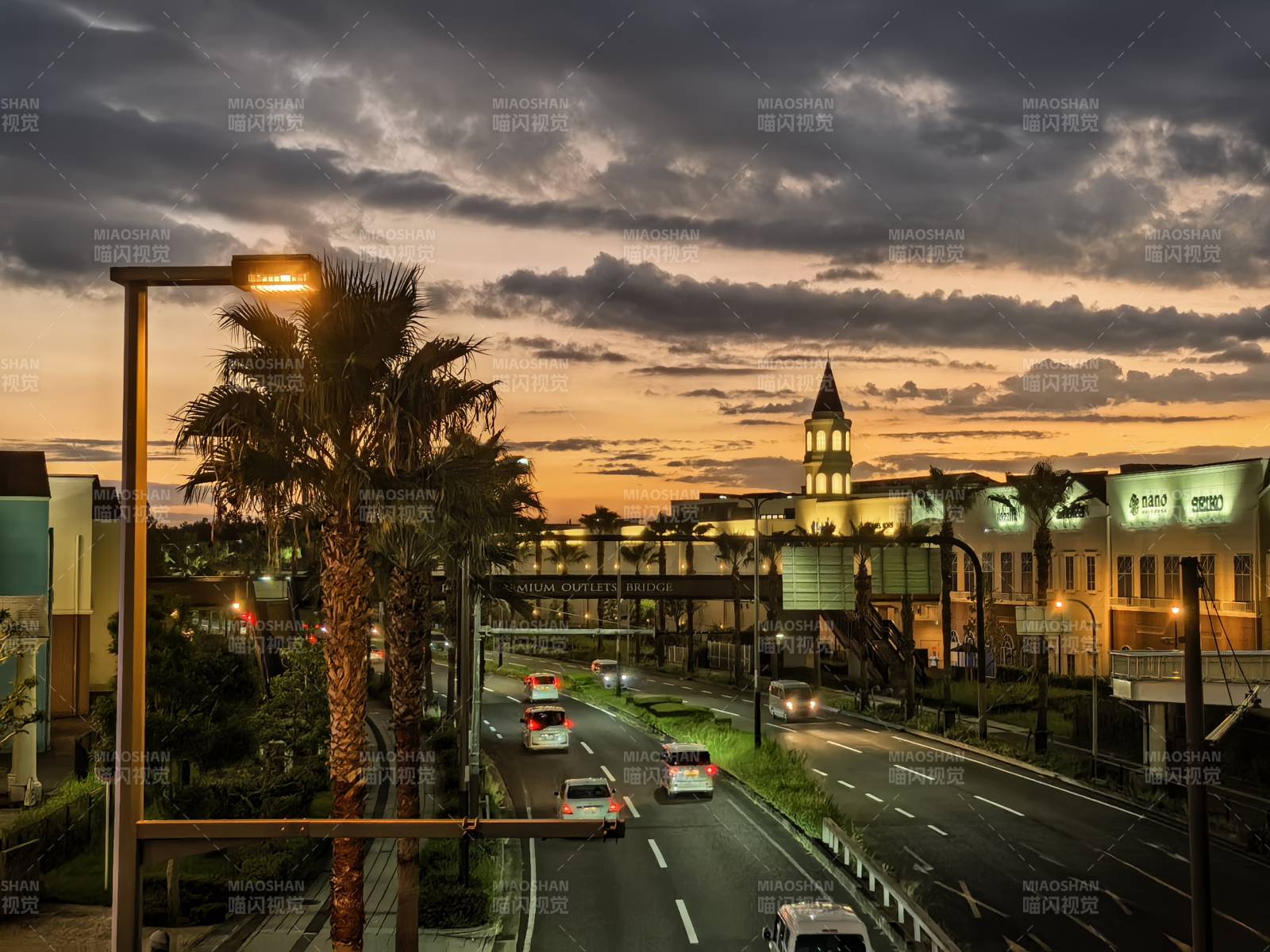 黄昏城市街景图片