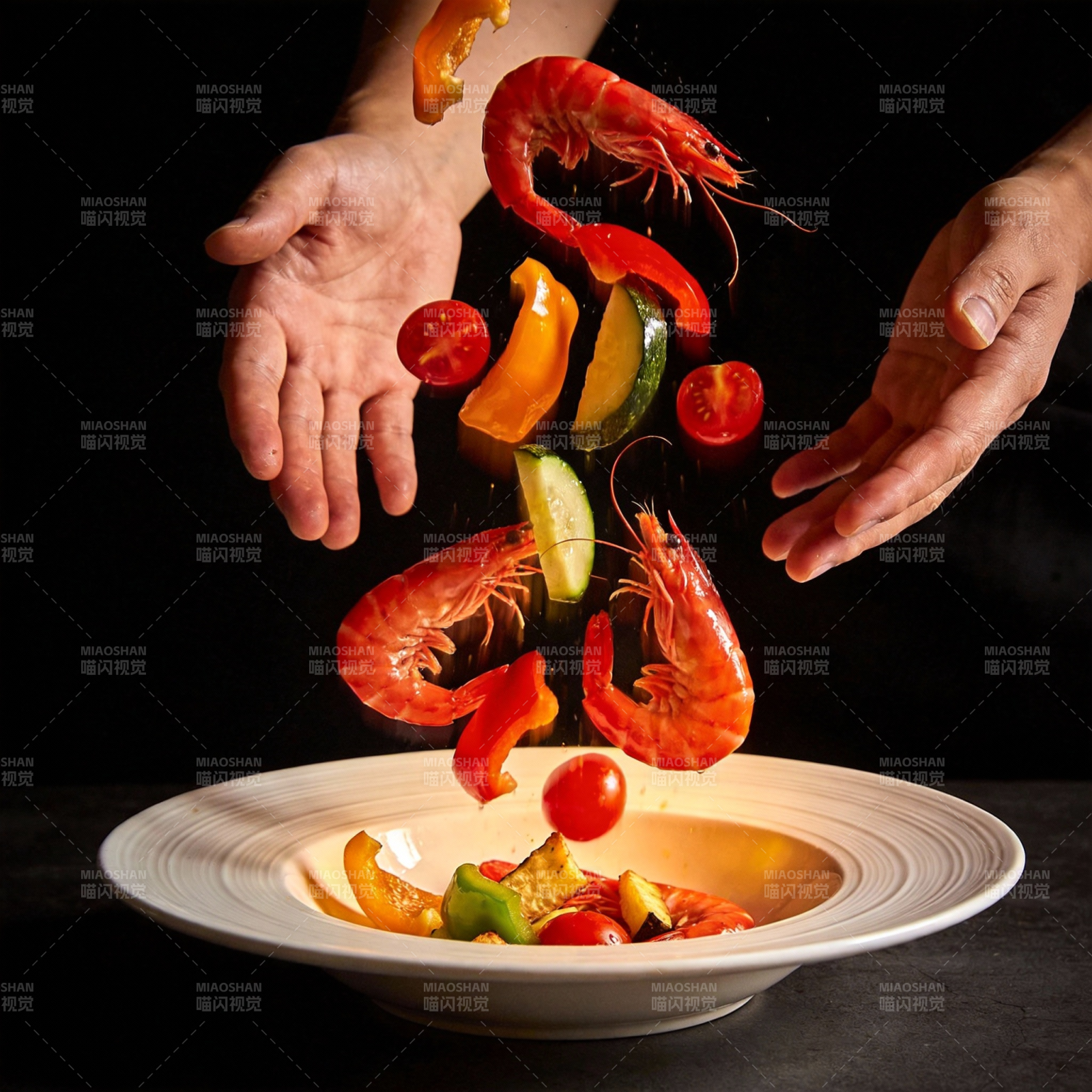 美味海鲜跃入盘图片