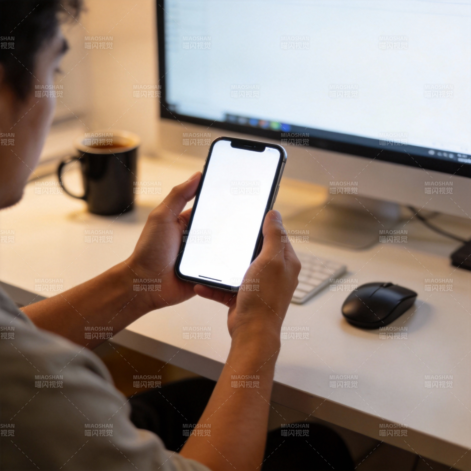 专注手机屏幕图片