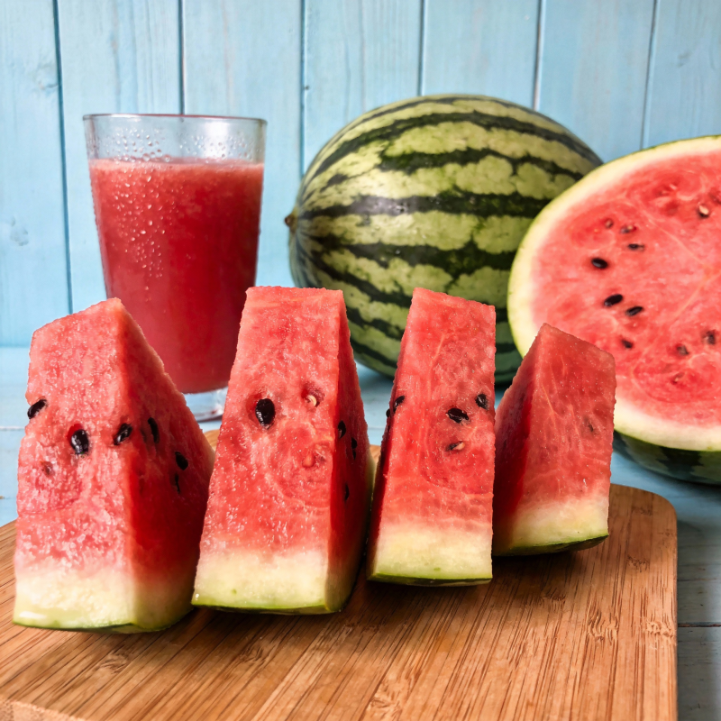 西瓜切片与果汁图片
