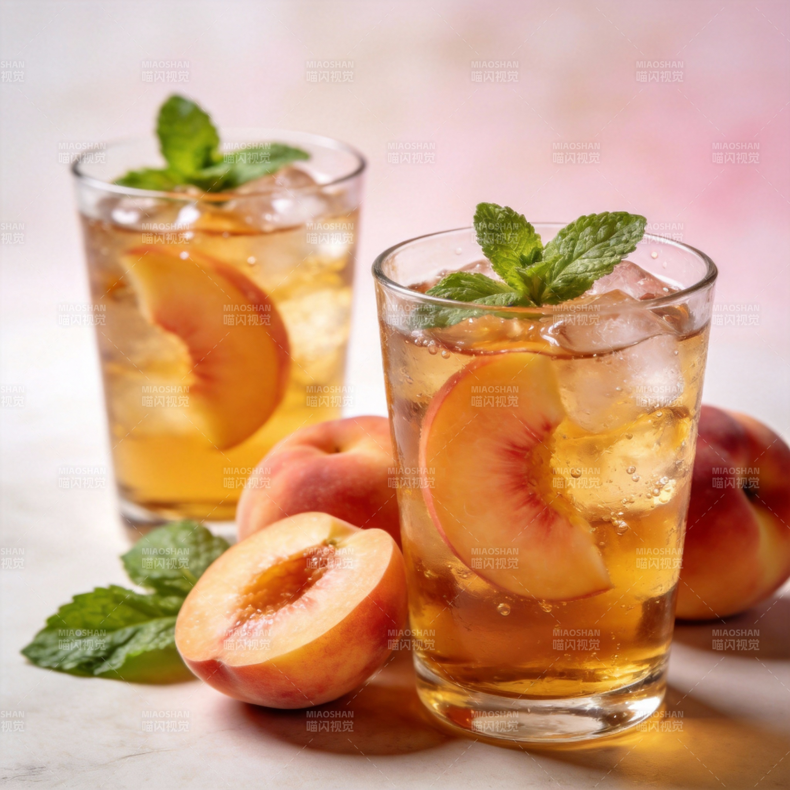 桃子薄荷冰茶图片