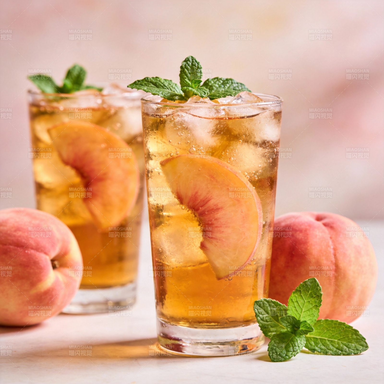 桃子薄荷冰茶图片