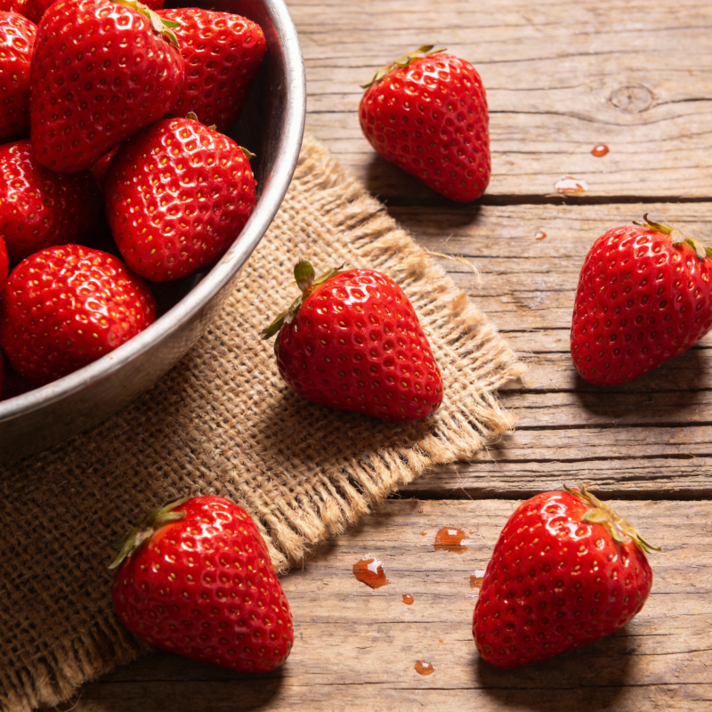 鲜红草莓诱人香图片