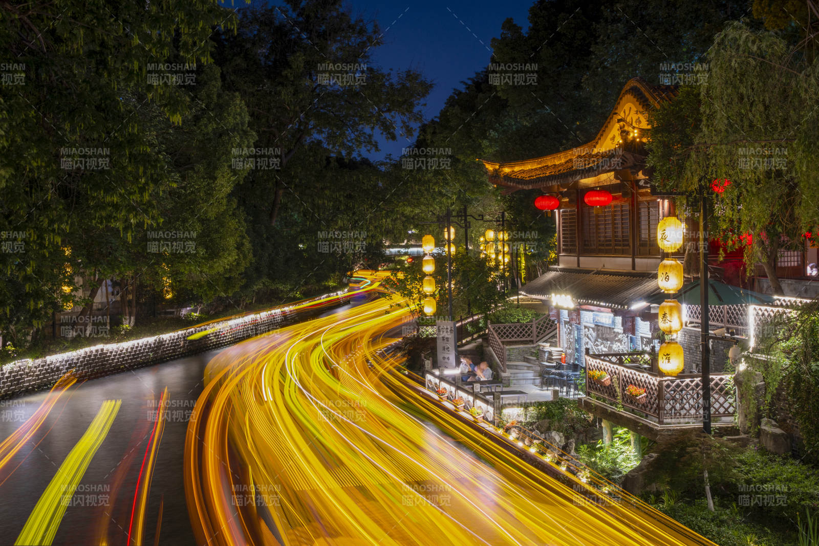夜景流光古亭图片
