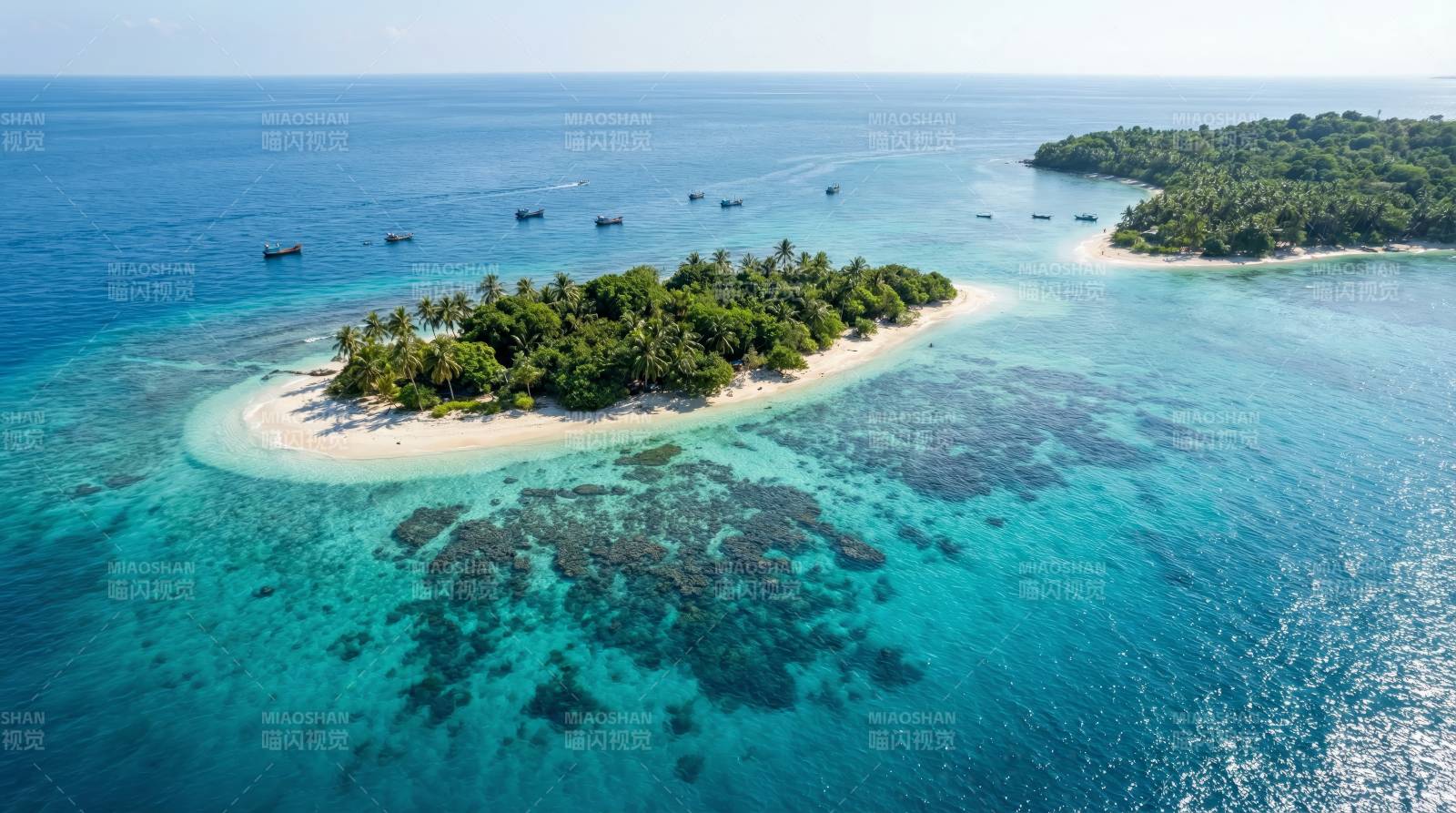 碧海绿岛 静谧天堂图片