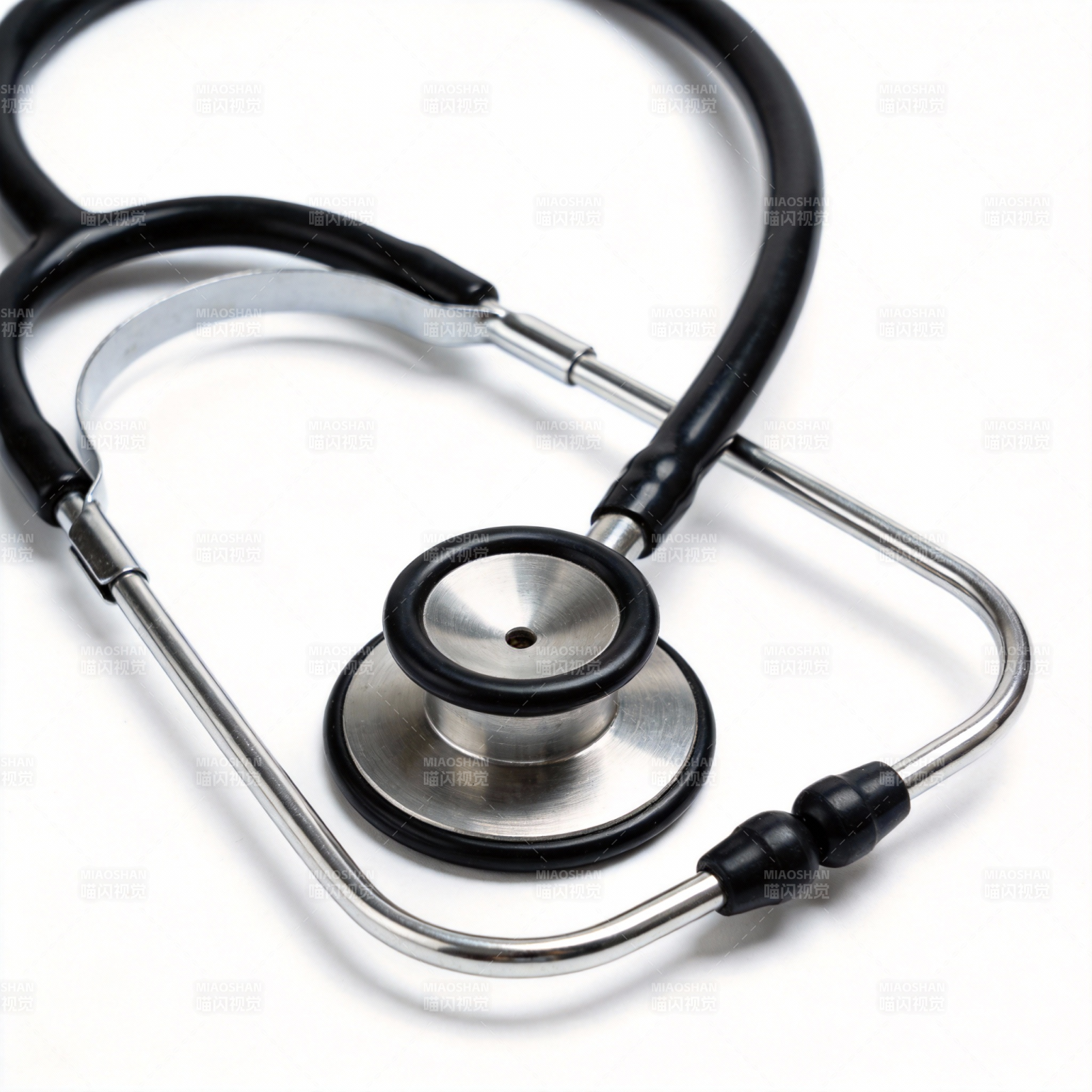 听诊器特写图片