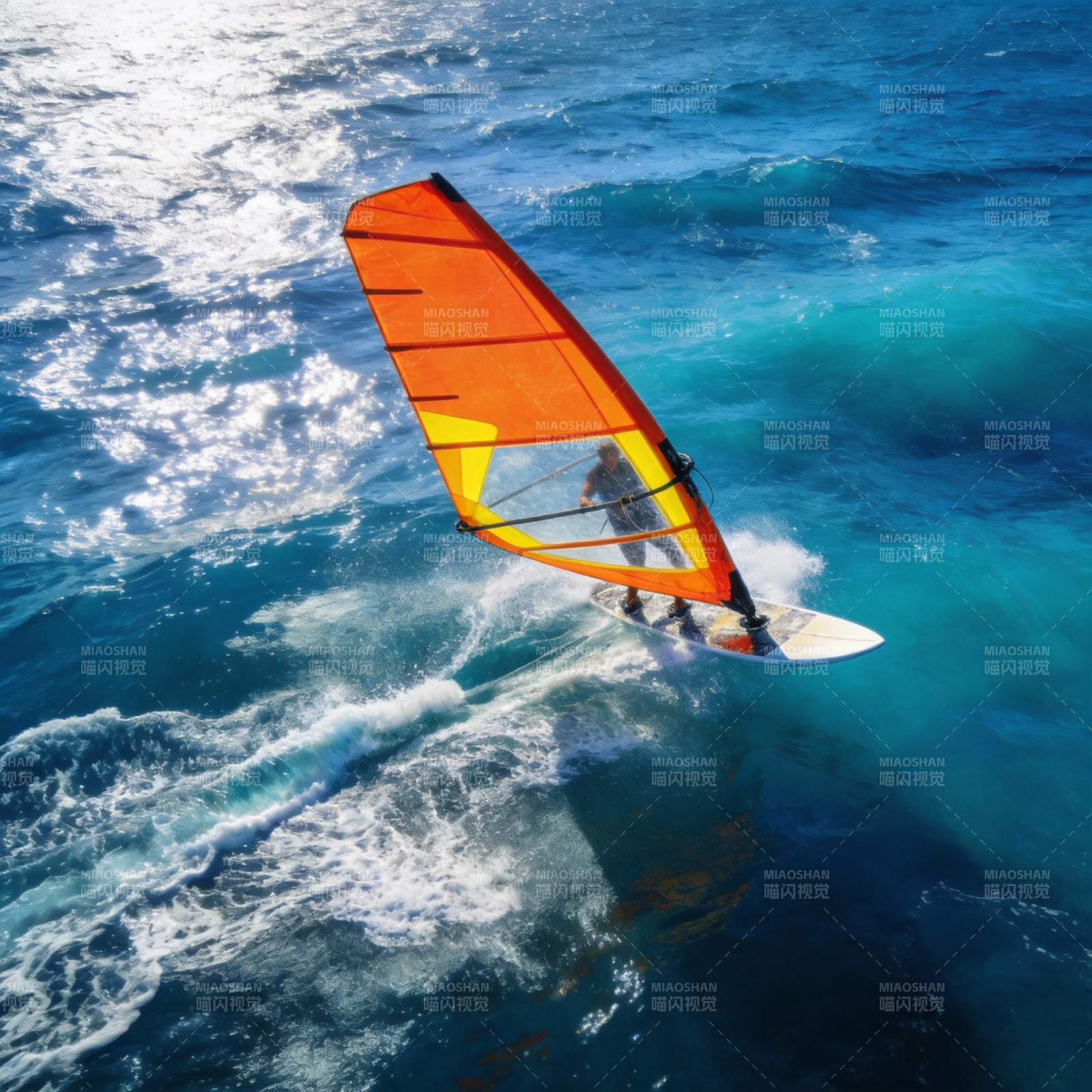 风帆冲浪 跃浪而起图片