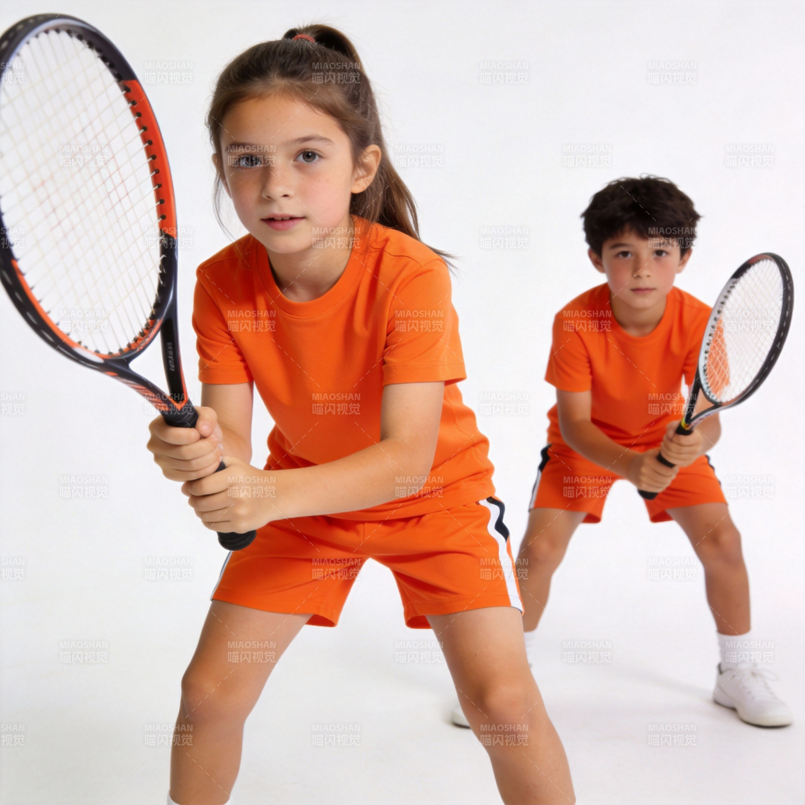 儿童网球训练图片