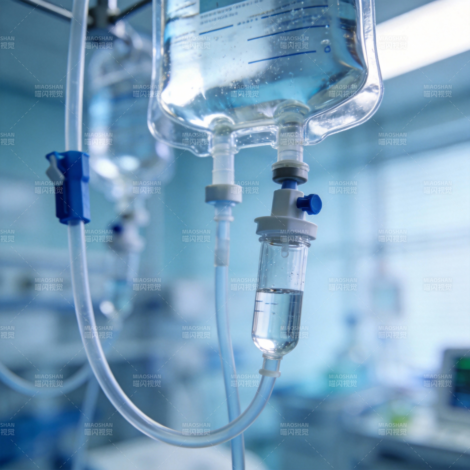 点滴输液中图片