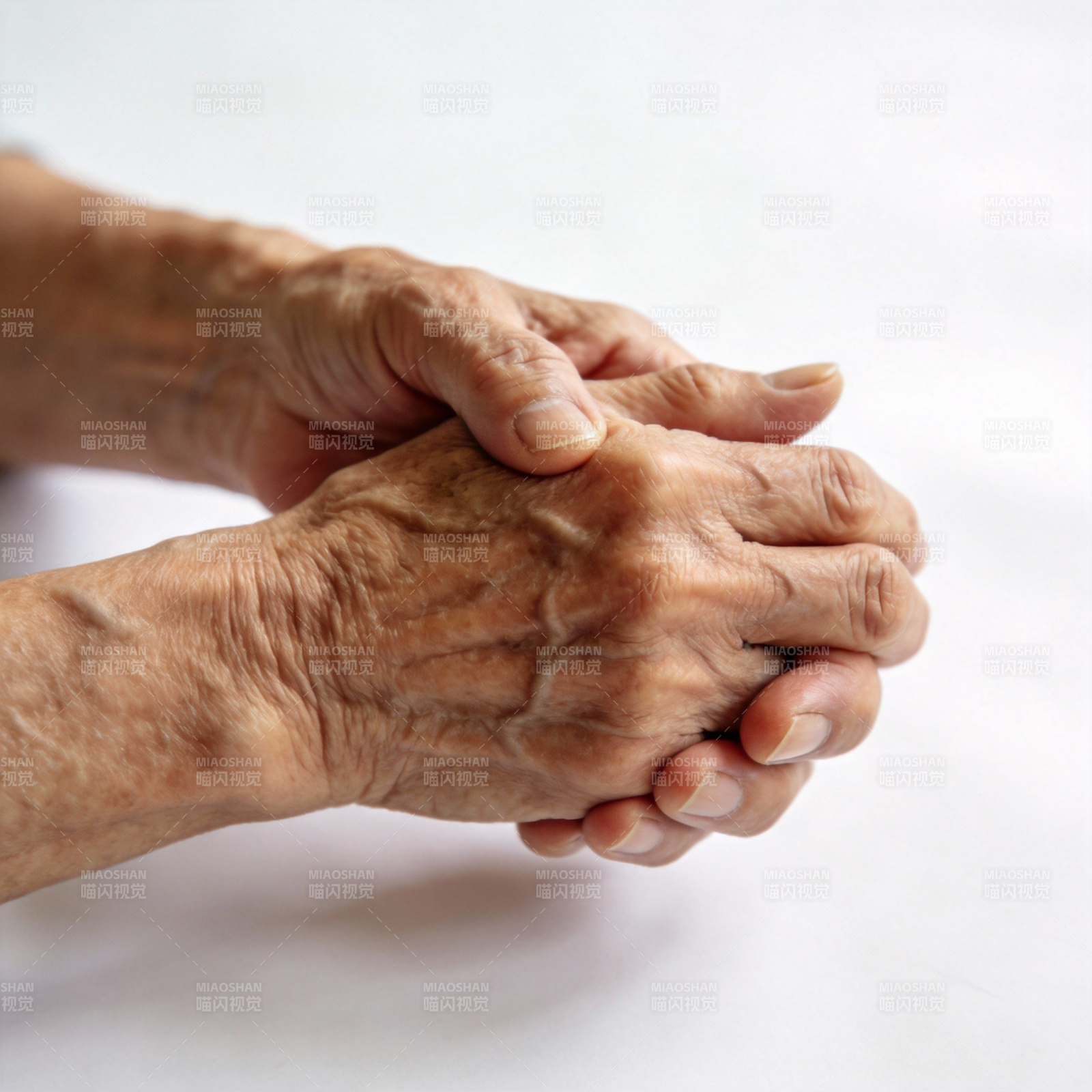 岁月的手纹图片